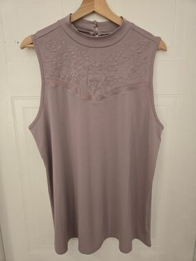 Torrid 2 Sleeveless Mock Neck Embroidered Top - Mauve Purple Pink